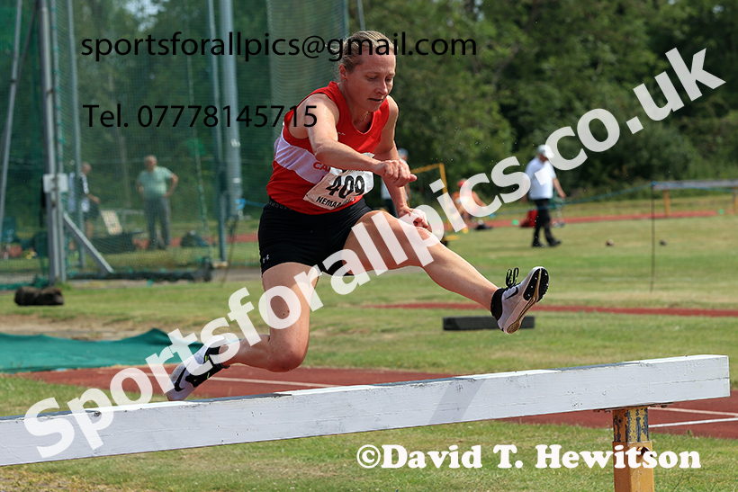 Steeplechase, 2025 NEMAA Track and Field, Monkton. Photo: David T. Hewitson/Sports for All Pics